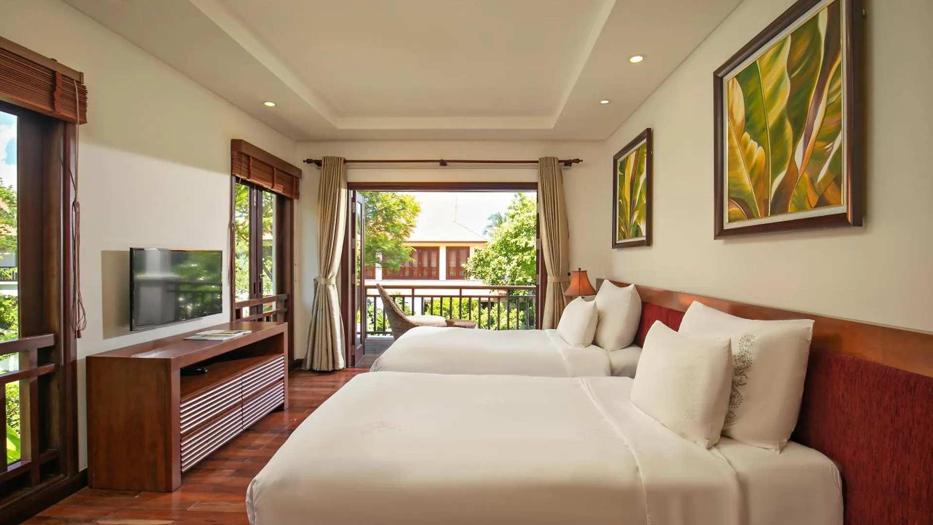 Purama Villas Beach Da Nang Resort 0*,